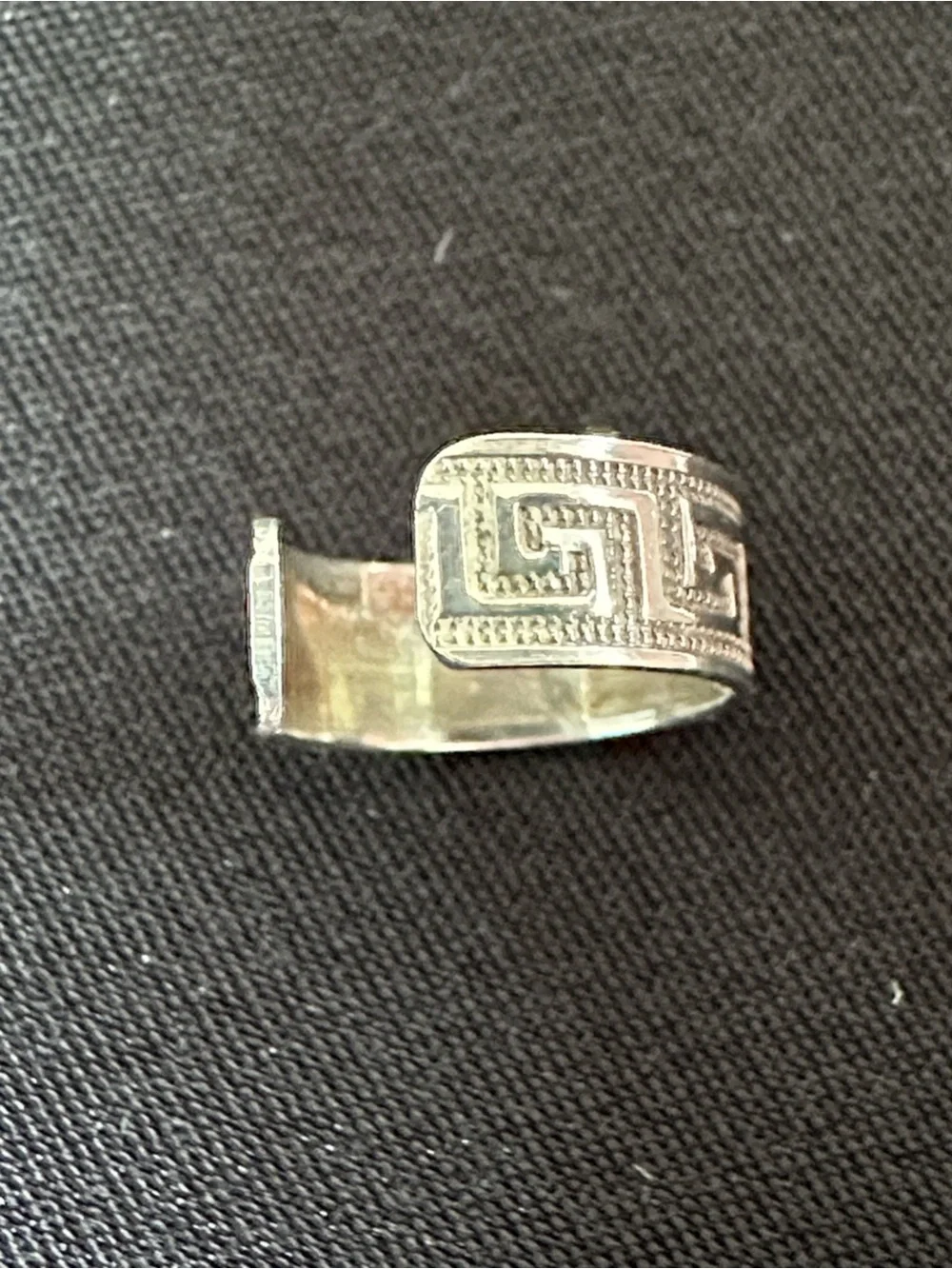 Sterling EUC ear cuff. Geometric design in stamped 925 silver